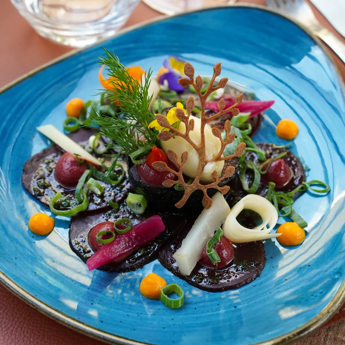 Entrée de la carte d’automne 2026 au restaurant L’Ancienne École